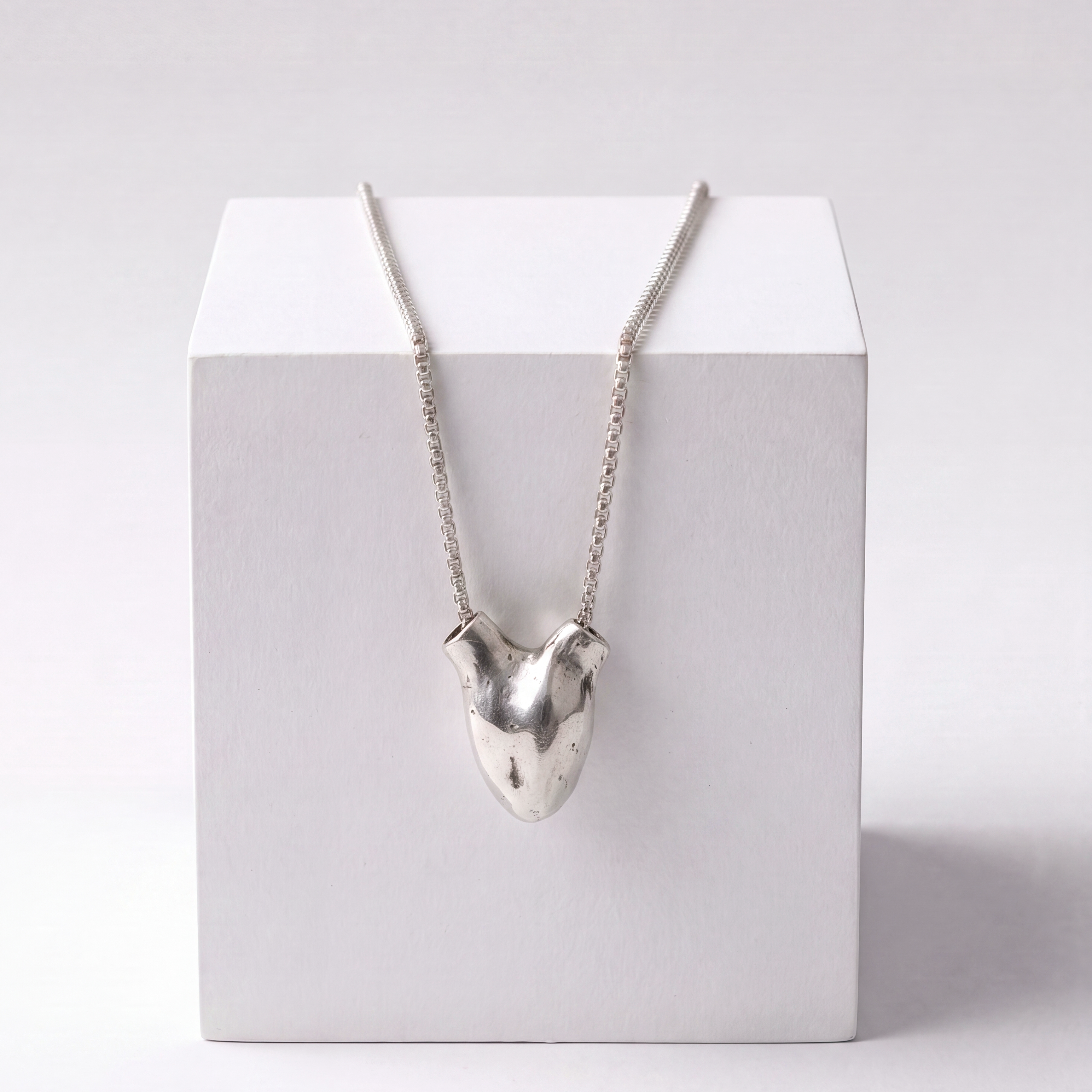 Collar Battant